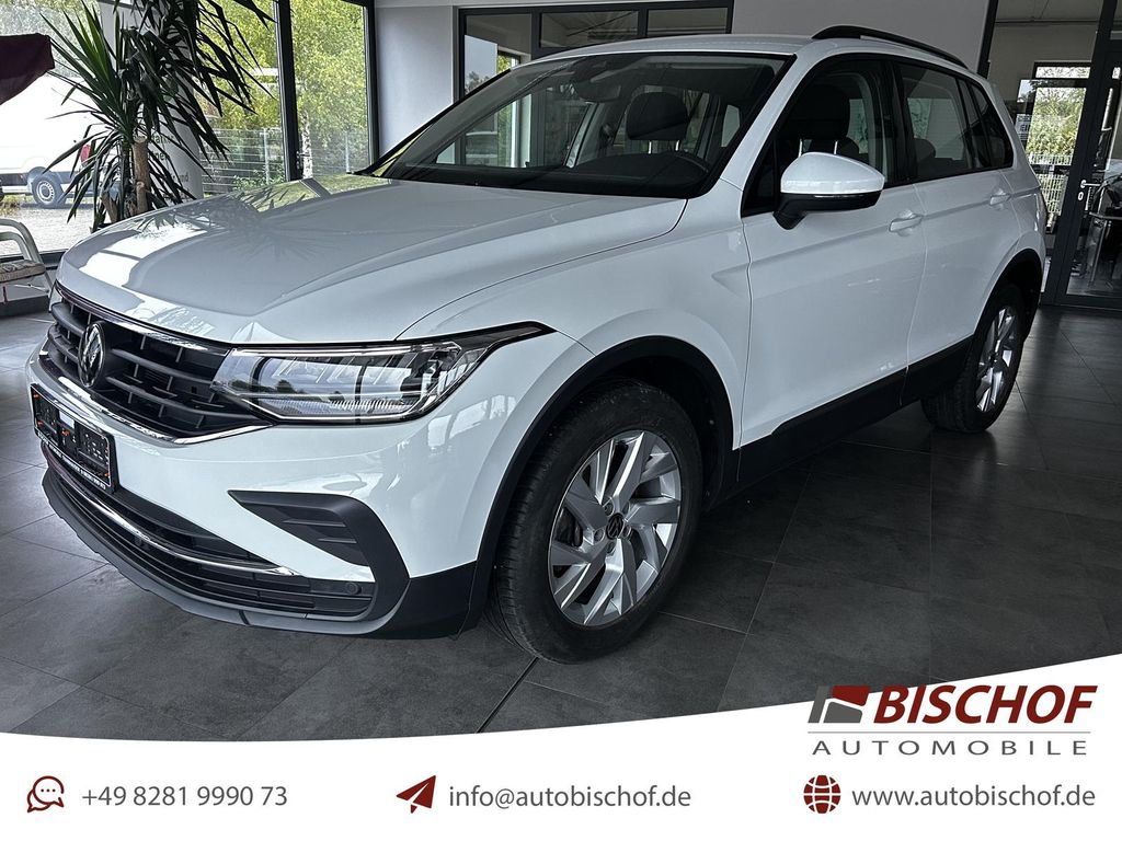 Volkswagen Tiguan 2022 г. Белый, пробег 46000 км