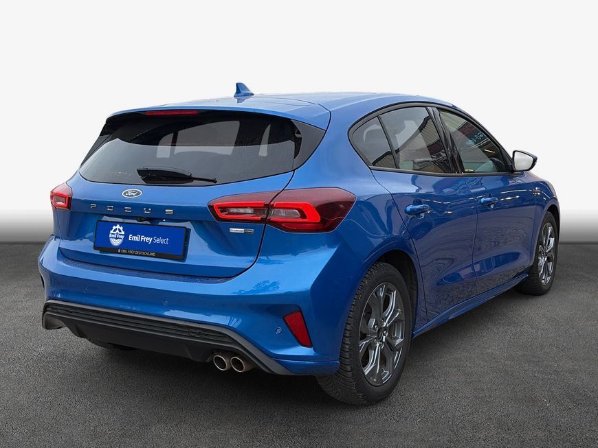 Ford Focus 2023 г. Синий, пробег 49484 км