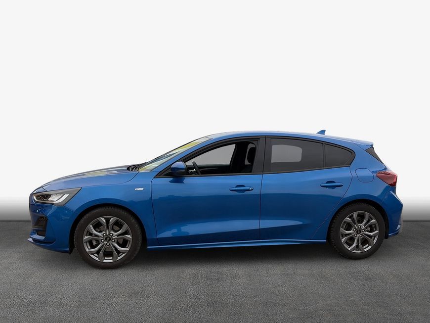 Ford Focus 2023 г. Синий, пробег 49484 км
