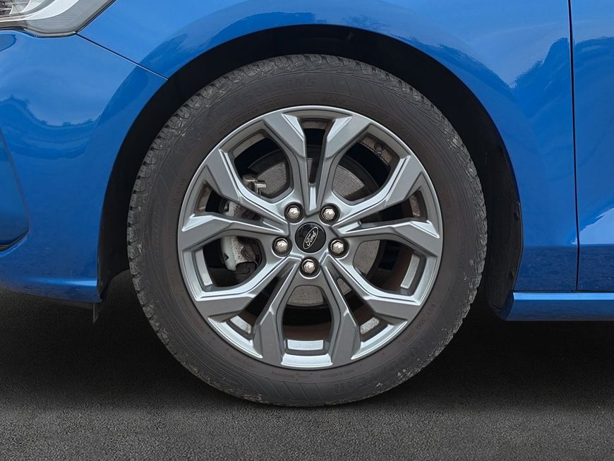 Ford Focus 2023 г. Синий, пробег 49484 км