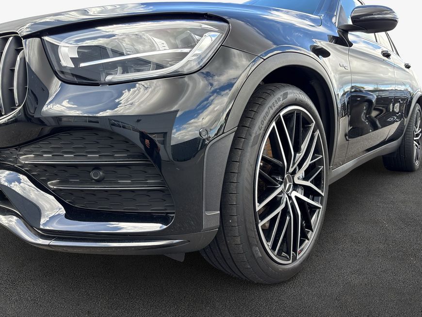 Mercedes-Benz GLC 43 AMG 2022 г. Чёрный, пробег 48455 км