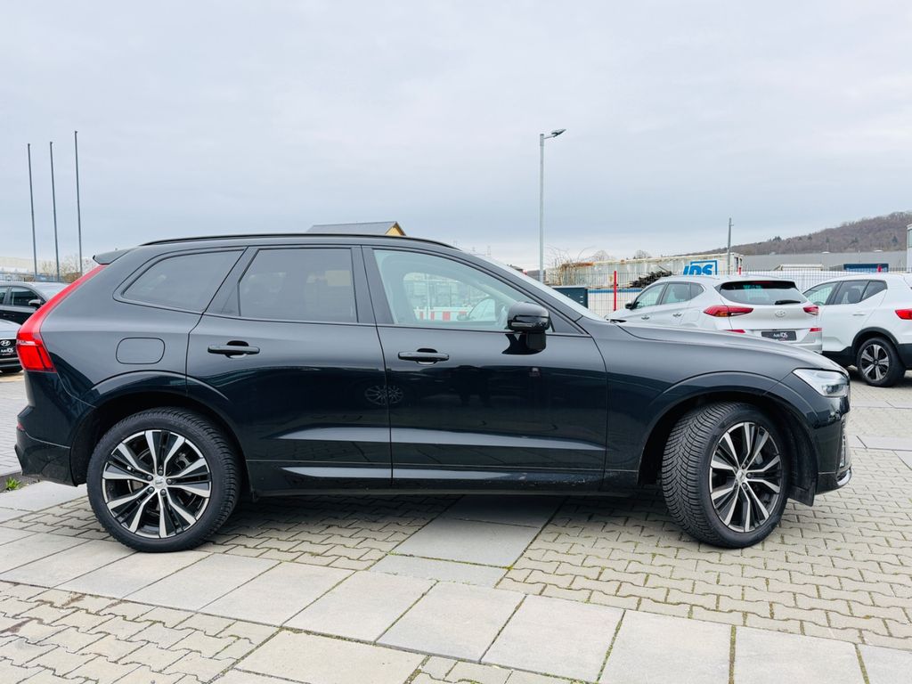 Volvo XC60 2023 г. Чёрный, пробег 20075 км
