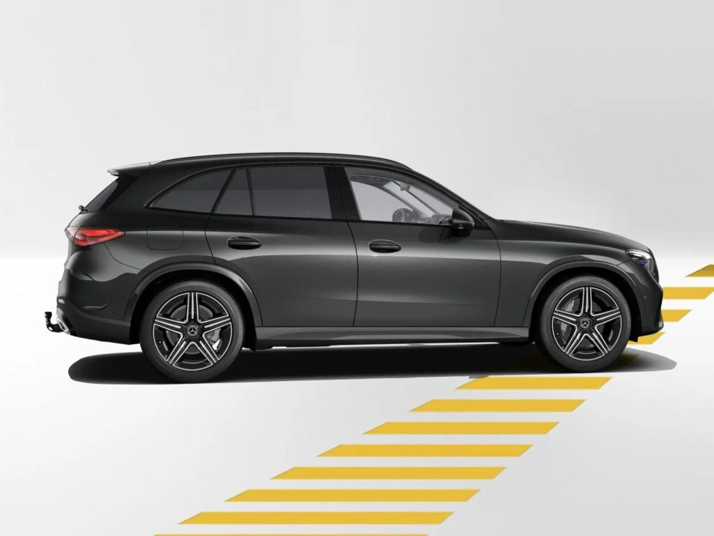 Mercedes-Benz GLC 200 2025 г. Серый, пробег 12849 км