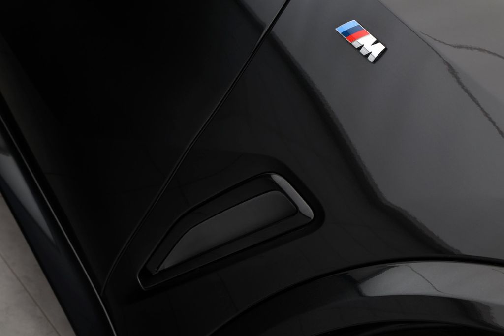 BMW X5 2022 г. Чёрный, пробег 52700 км