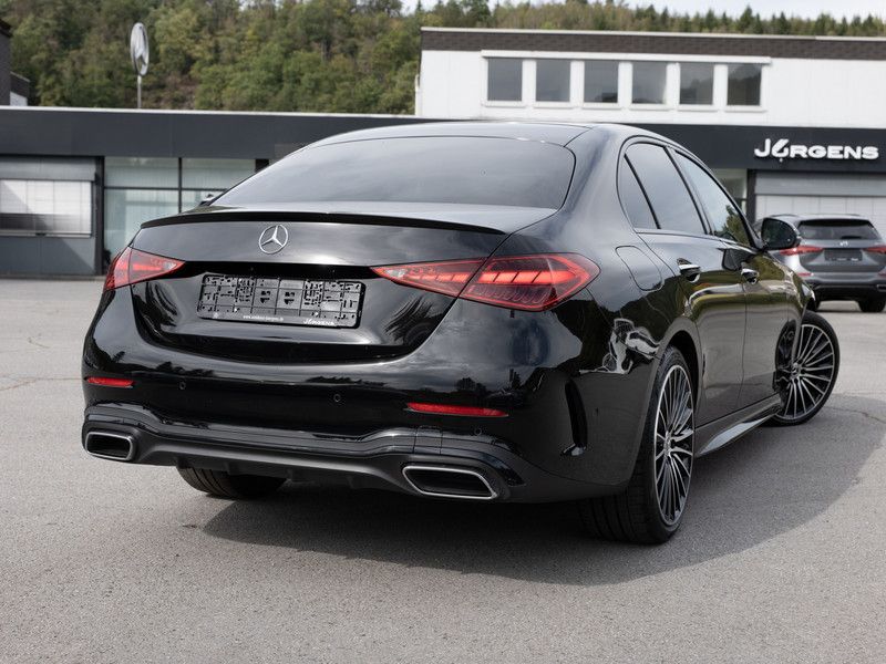 Mercedes-Benz C 300 2025 г. Чёрный, пробег 32830 км