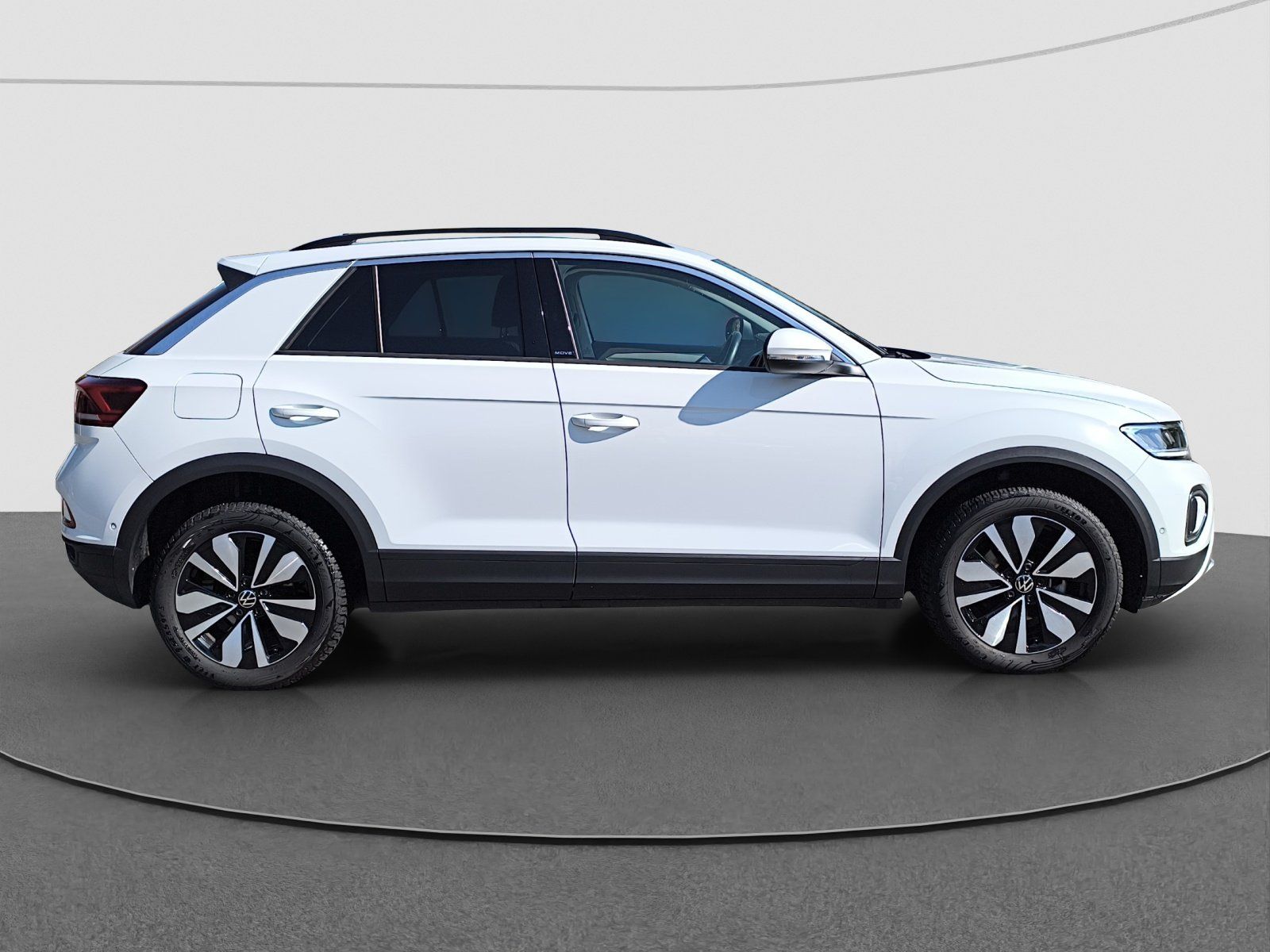 Volkswagen T-Roc 2023 г. Белый, пробег 56500 км