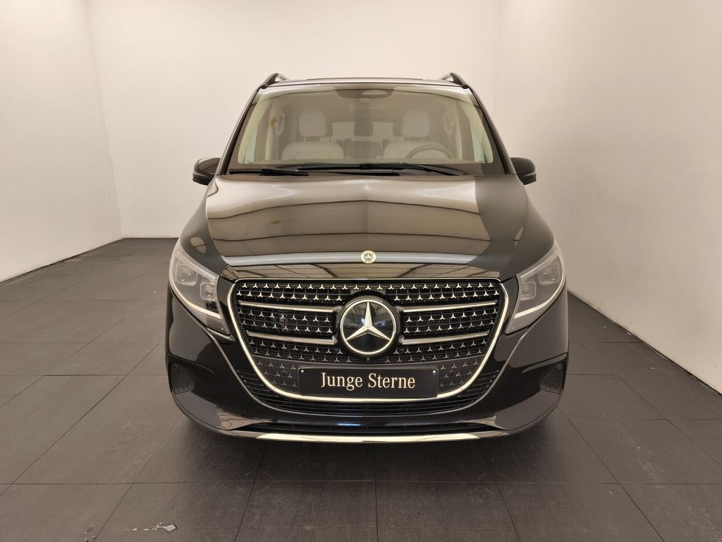 Mercedes-Benz V 300 2025 г. Чёрный, пробег 22210 км