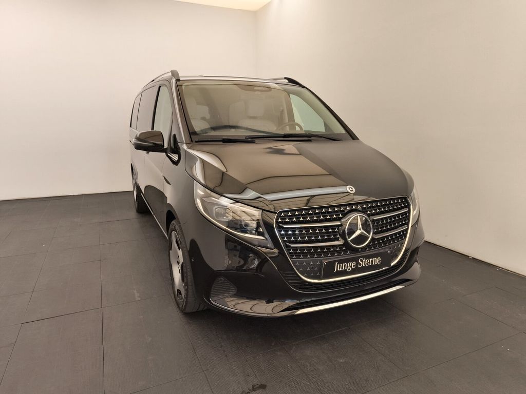 Mercedes-Benz V 300 2025 г. Чёрный, пробег 22210 км