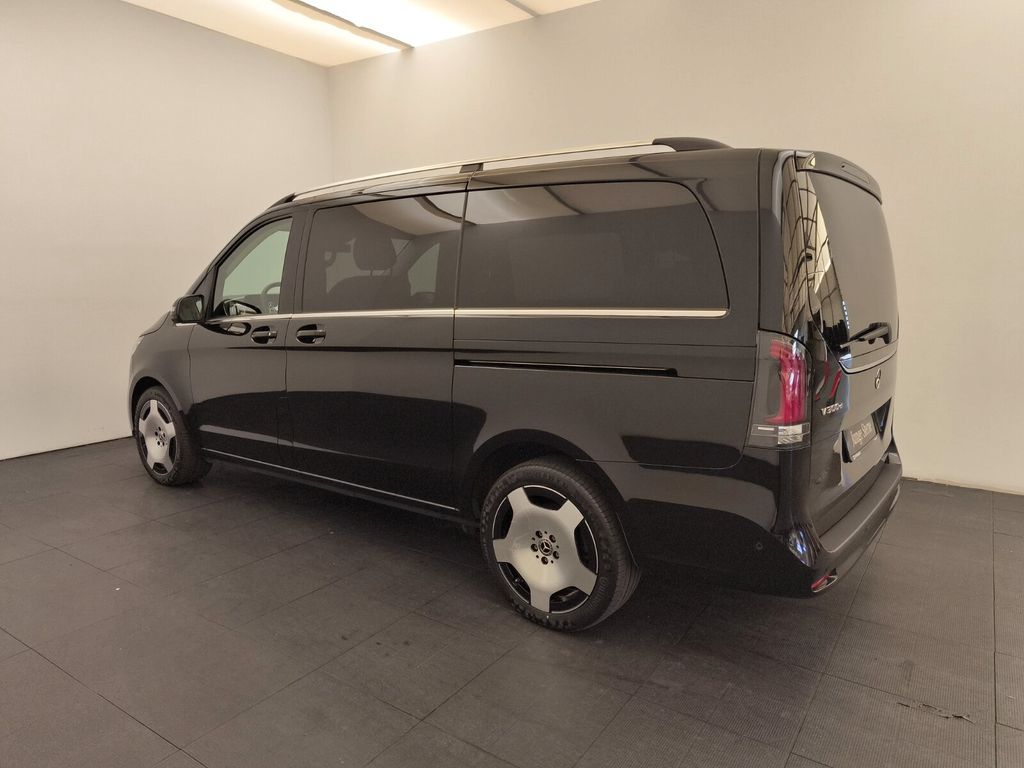 Mercedes-Benz V 300 2025 г. Чёрный, пробег 22210 км
