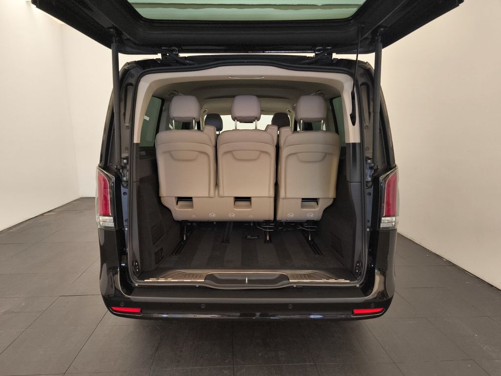 Mercedes-Benz V 300 2025 г. Чёрный, пробег 22210 км