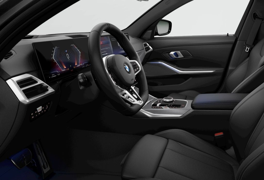 BMW 330 2026 г. Чёрный, пробег 11205 км