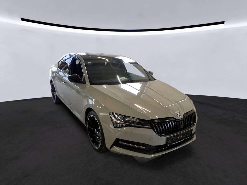 Skoda Superb 2022 г. Серый, пробег 46816 км
