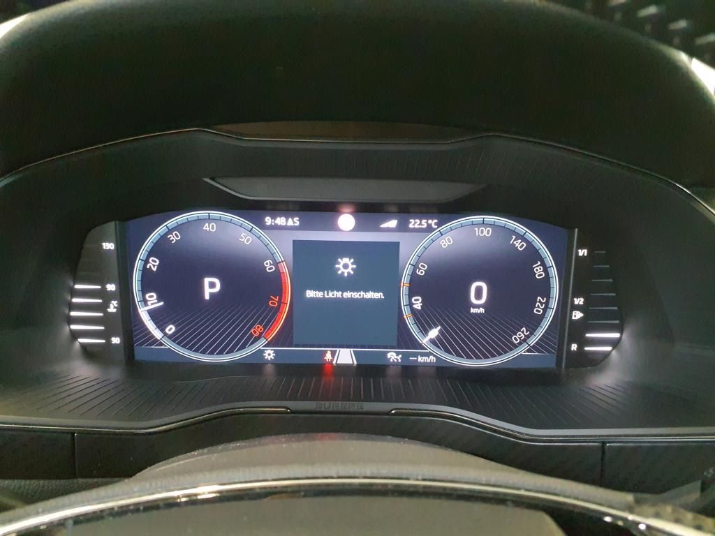 Skoda Superb 2022 г. Серый, пробег 46816 км