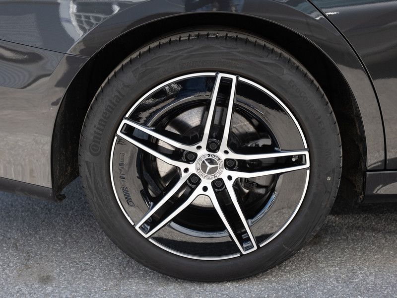 Mercedes-Benz E 220 2025 г. Серый, пробег 18221 км