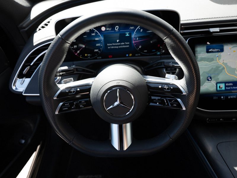 Mercedes-Benz E 220 2025 г. Серый, пробег 18221 км