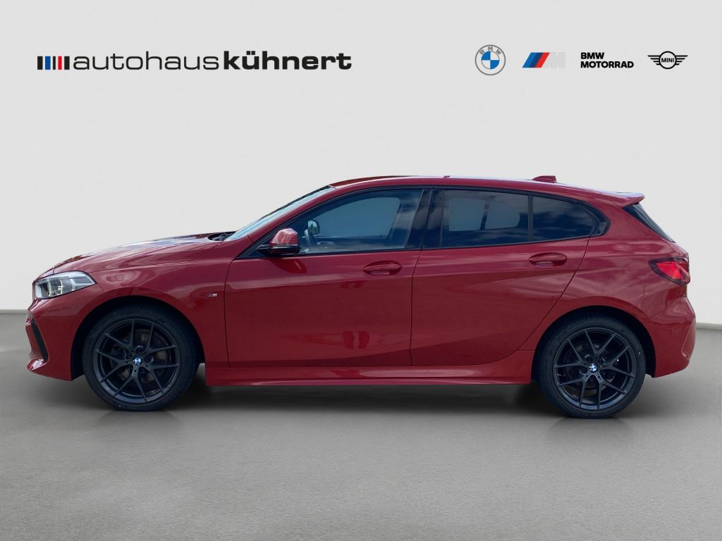 BMW 118 2022 г. Красный, пробег 41932 км