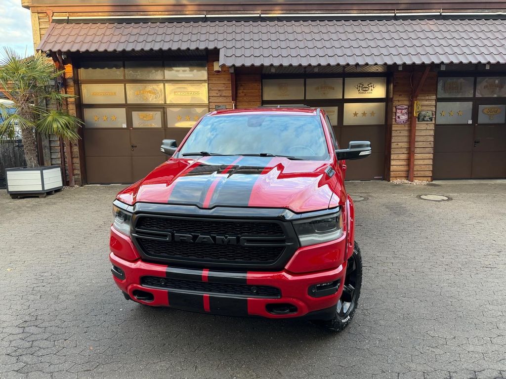 Dodge RAM 2023 г. Красный, пробег 44900 км
