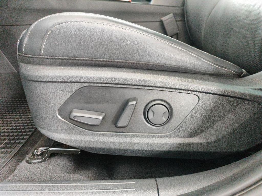 Kia Sportage 2022 г. Зелёный, пробег 56000 км