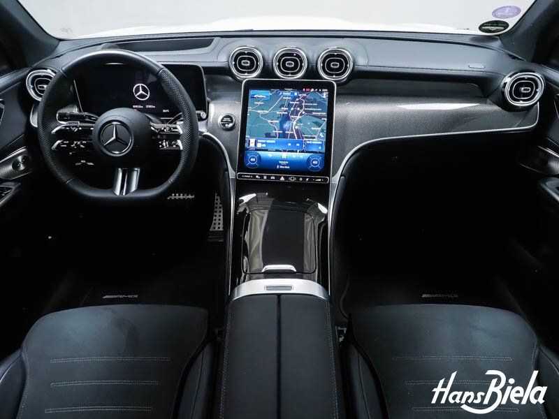 Mercedes-Benz GLC 300 2025 г. Белый, пробег 17001 км