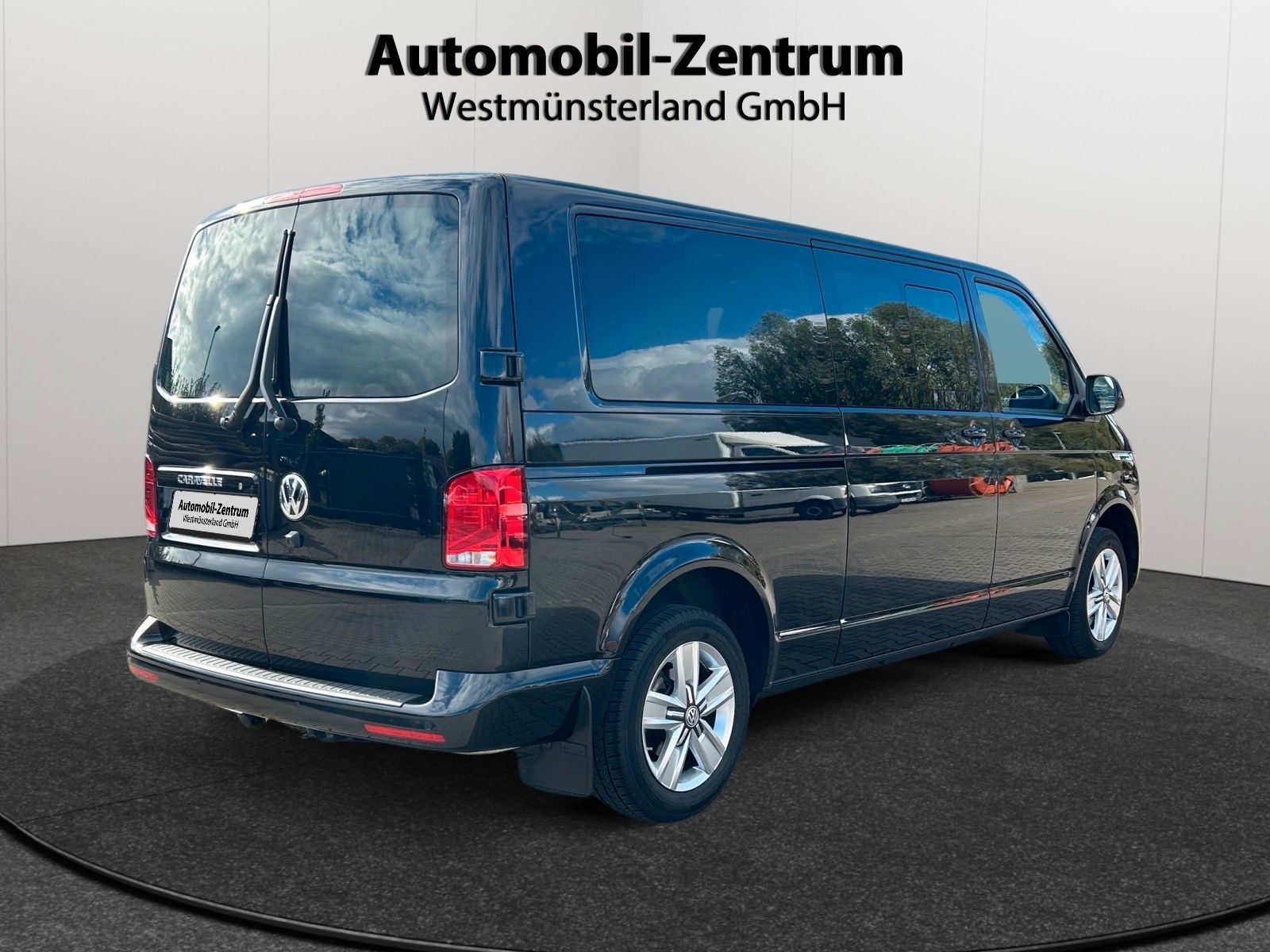 Volkswagen T6 CARAVELLE 2023 г. Чёрный, пробег 50600 км