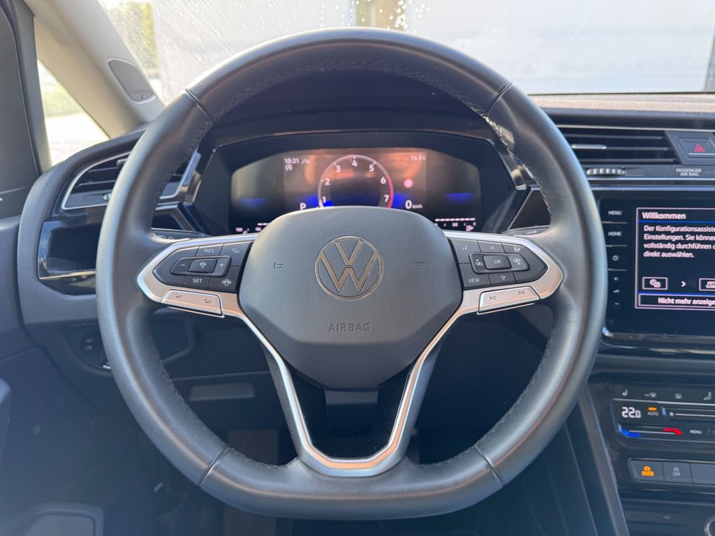 Volkswagen Touran 2025 г. Серый, пробег 47500 км
