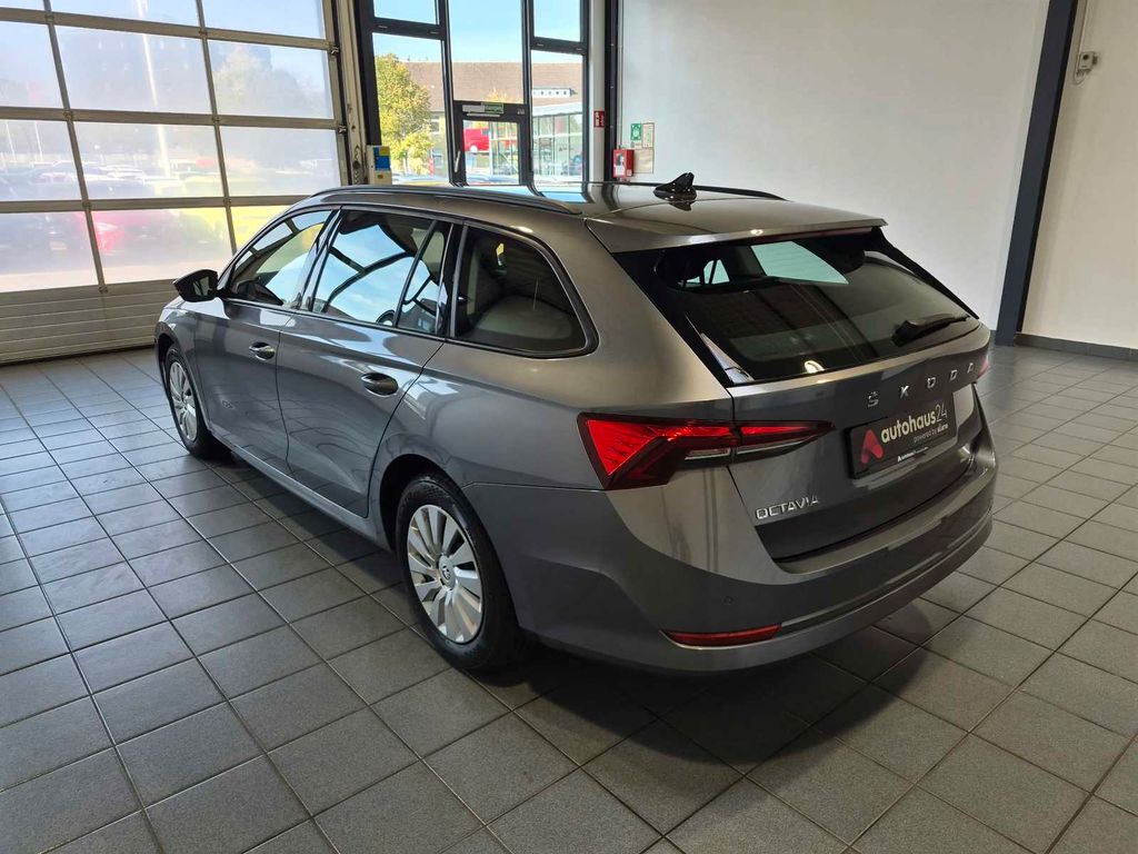 Skoda Octavia 2022 г. Серый, пробег 34179 км