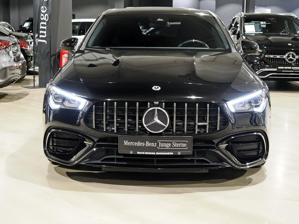 Mercedes-Benz CLA 45 AMG 2023 г. Чёрный, пробег 34626 км