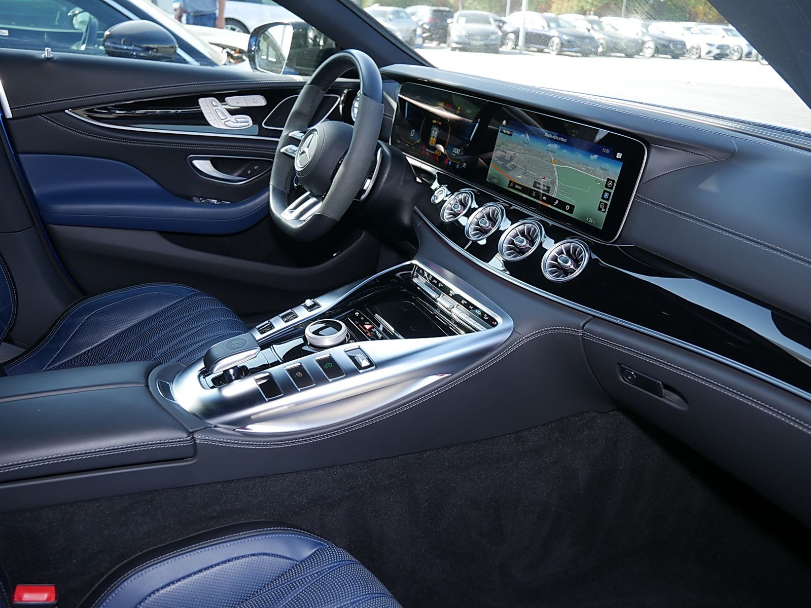 Mercedes-Benz AMG GT 2021 г. Синий, пробег 28998 км