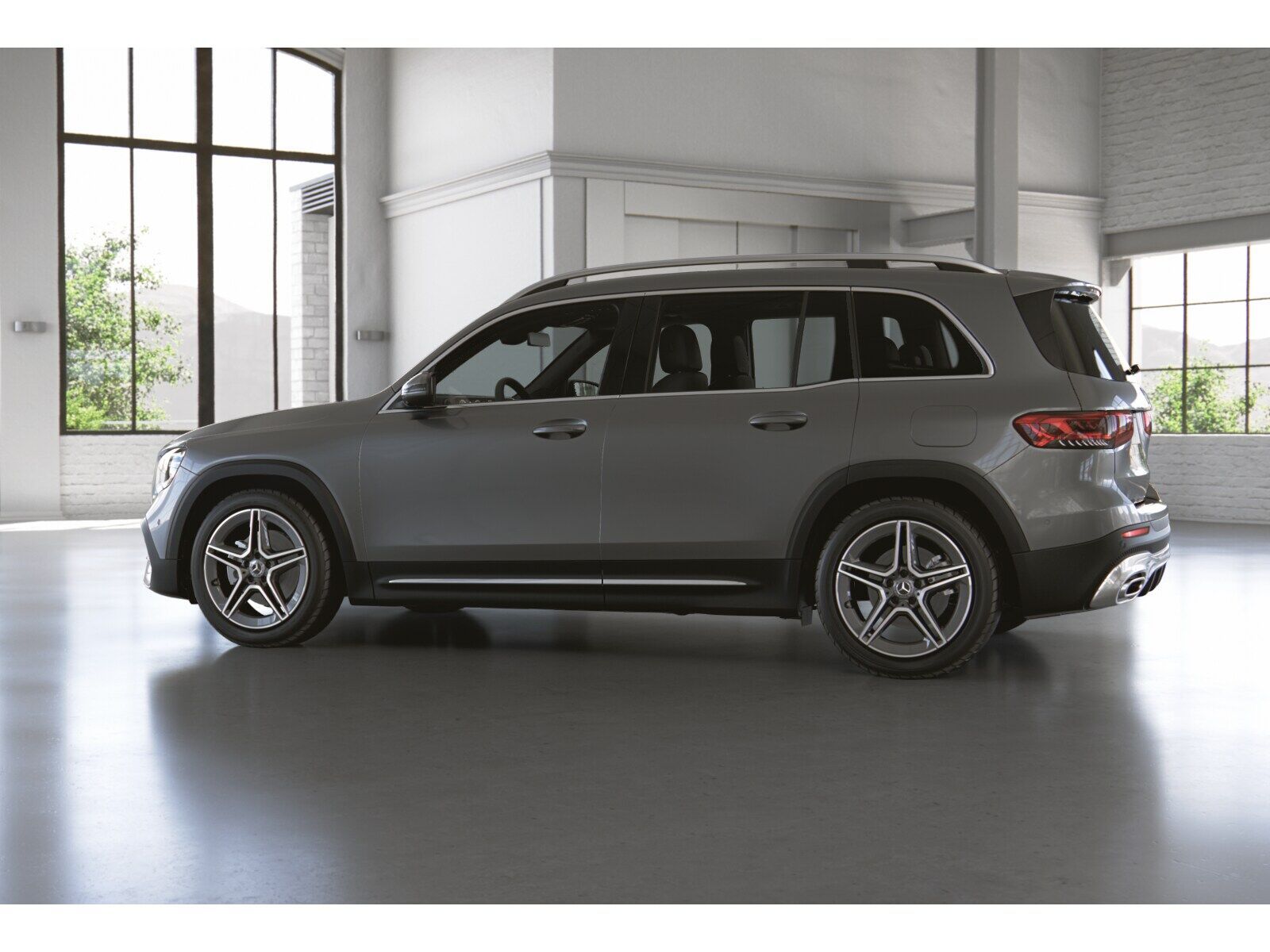 Mercedes-Benz GLB 220 2023 г. Серый, пробег 55449 км