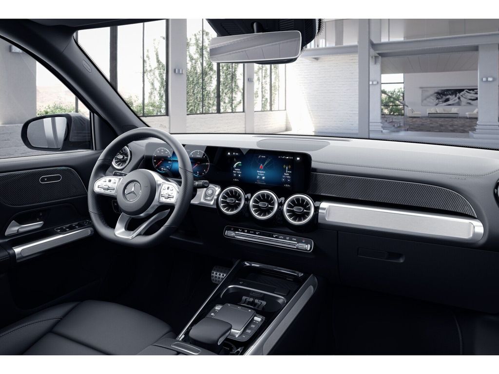 Mercedes-Benz GLB 220 2023 г. Серый, пробег 55449 км