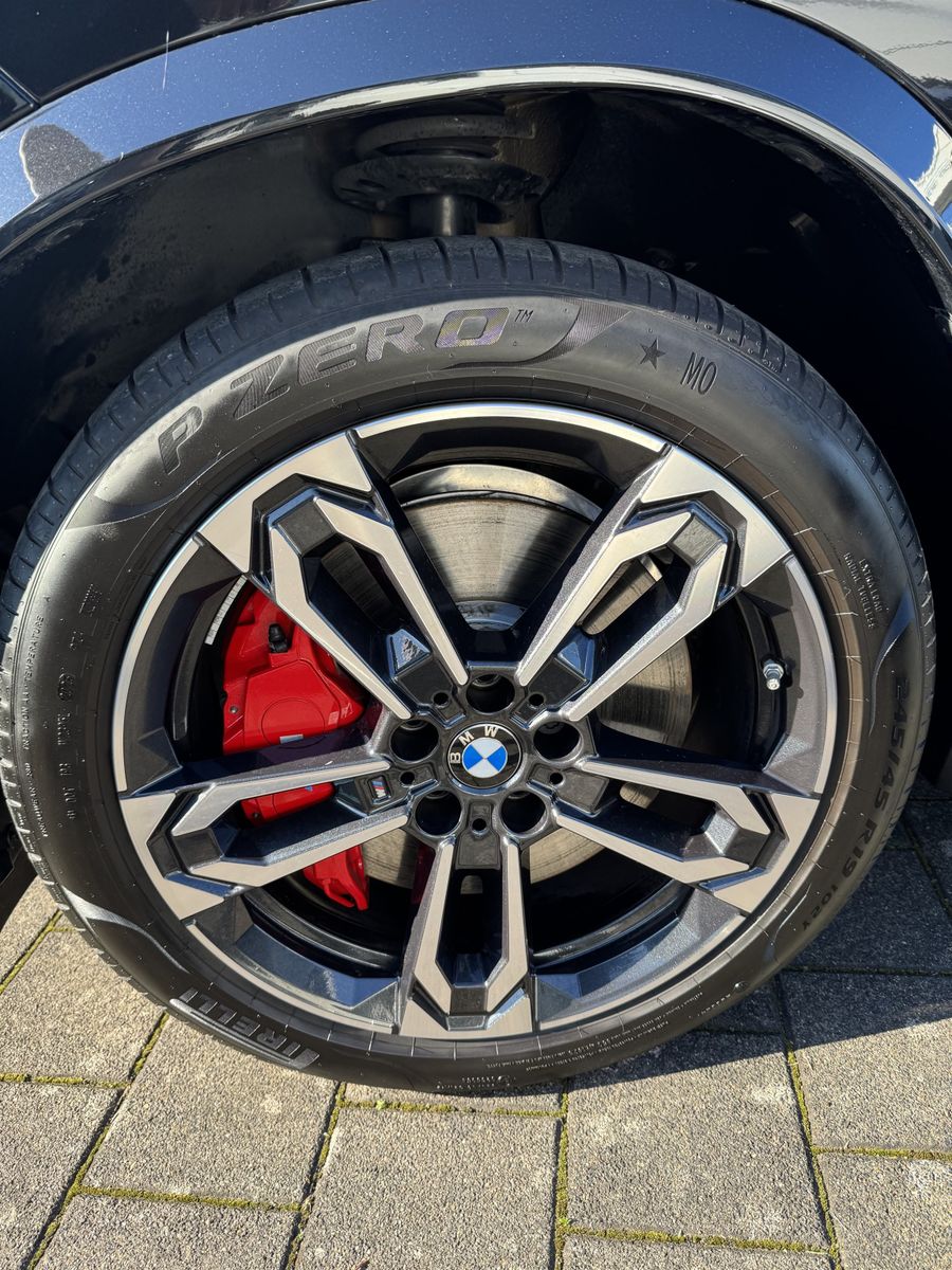 BMW X1 2025 г. Чёрный, пробег 20513 км