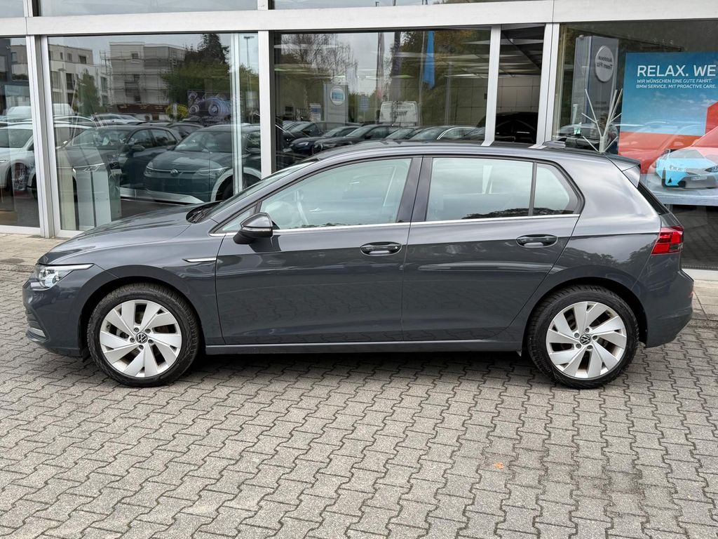 Volkswagen Golf 2024 г. Серый, пробег 26517 км