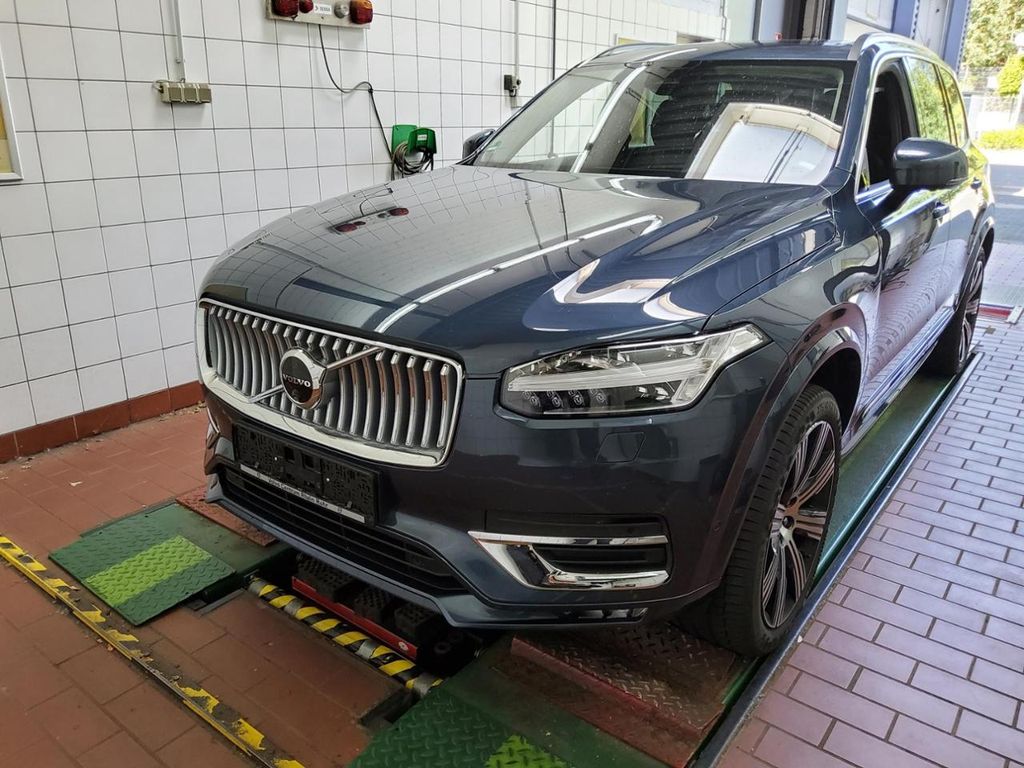 Volvo XC90 2023 г. Синий, пробег 49142 км