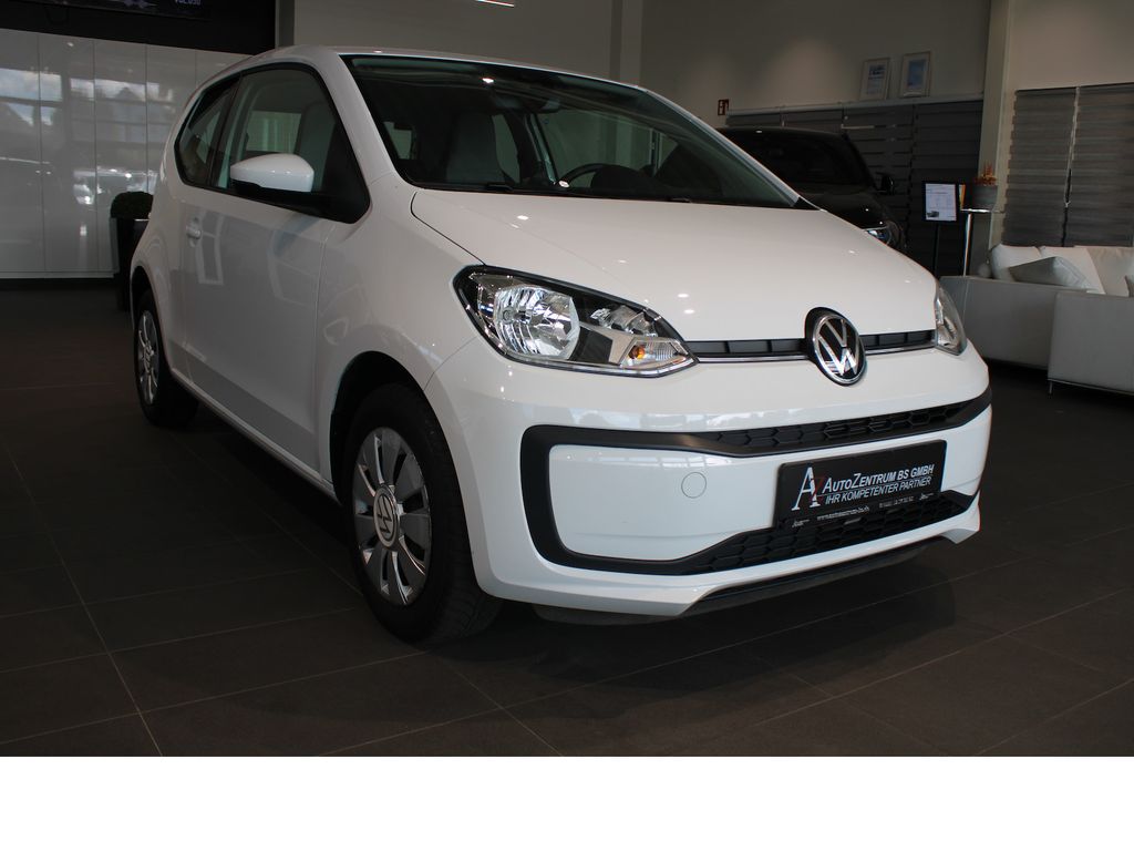 Volkswagen up! 2023 г. Белый, пробег 23950 км