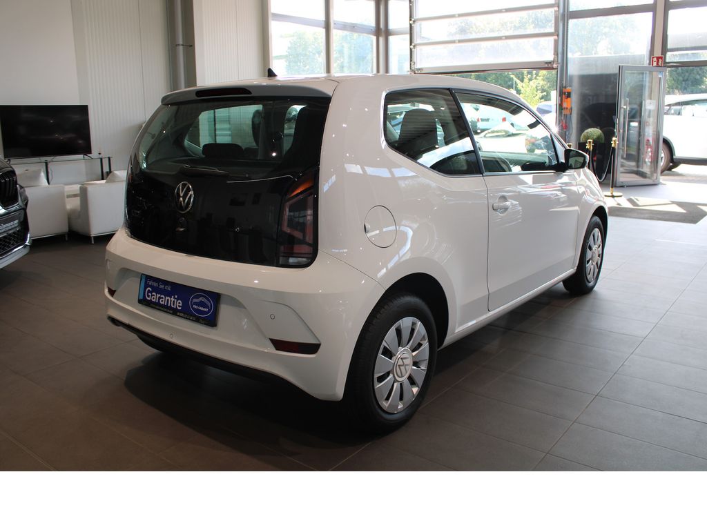 Volkswagen up! 2023 г. Белый, пробег 23950 км