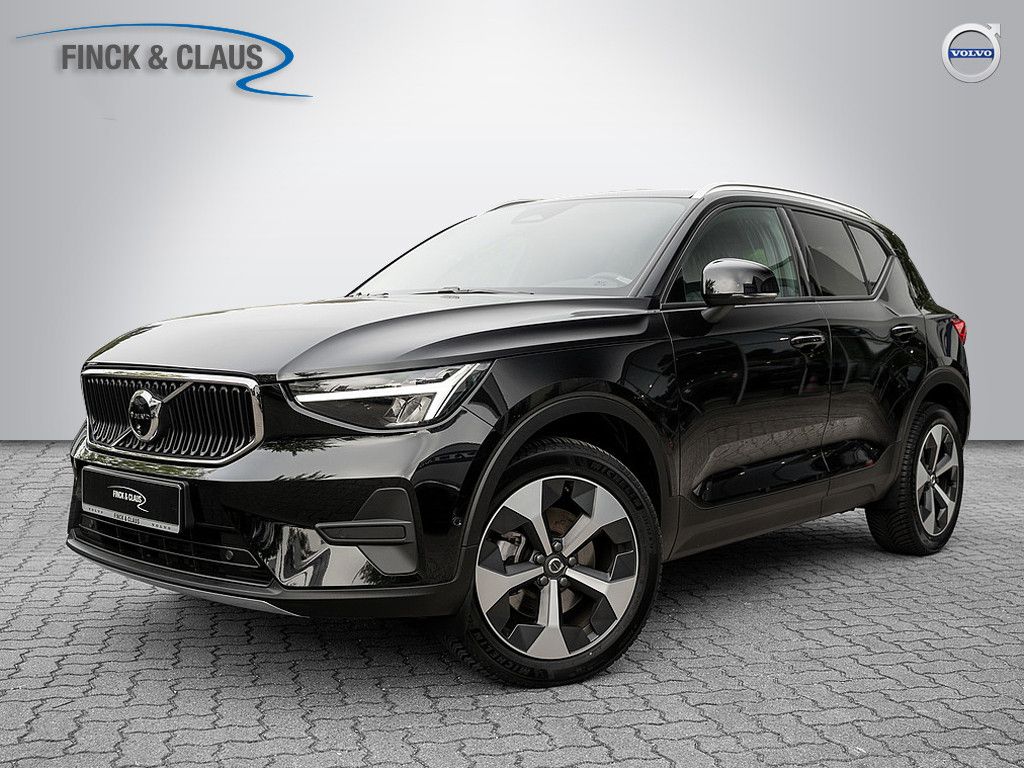 Volvo XC40 2025 г. Чёрный, пробег 18300 км