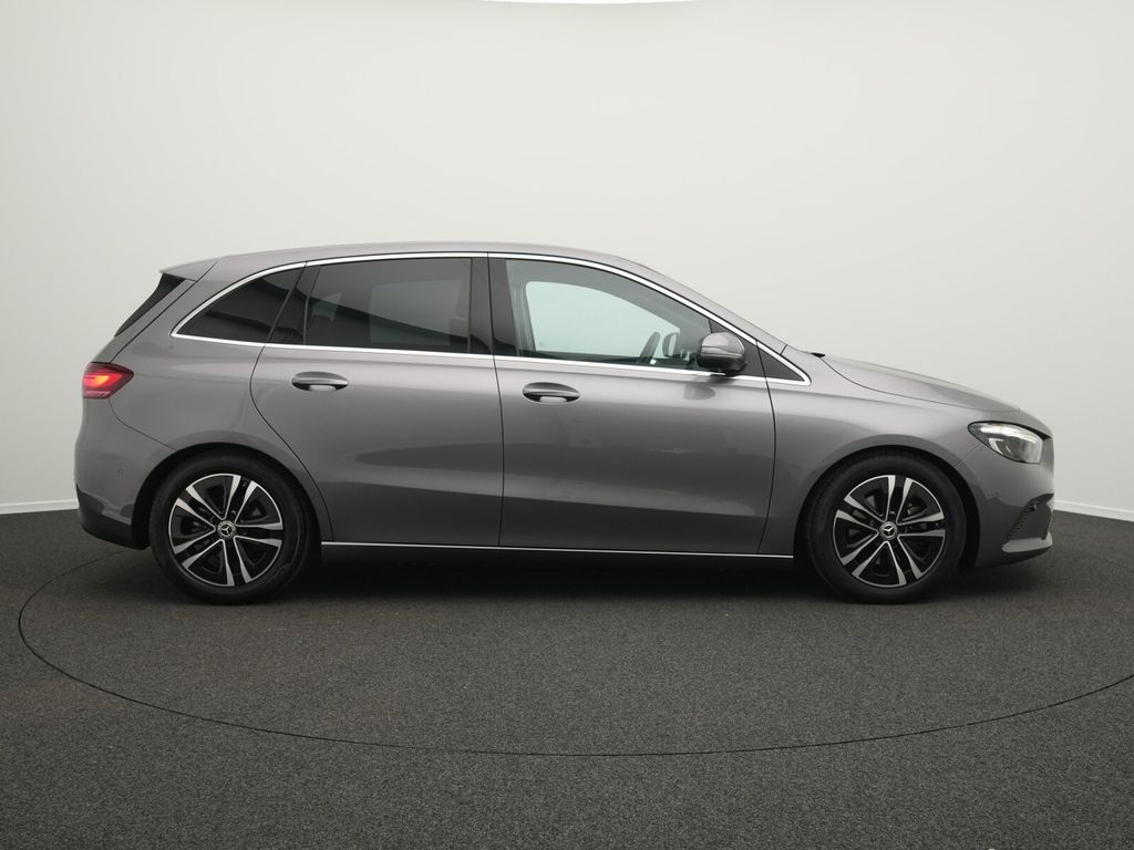 Mercedes-Benz B 180 2024 г. Серый, пробег 36804 км