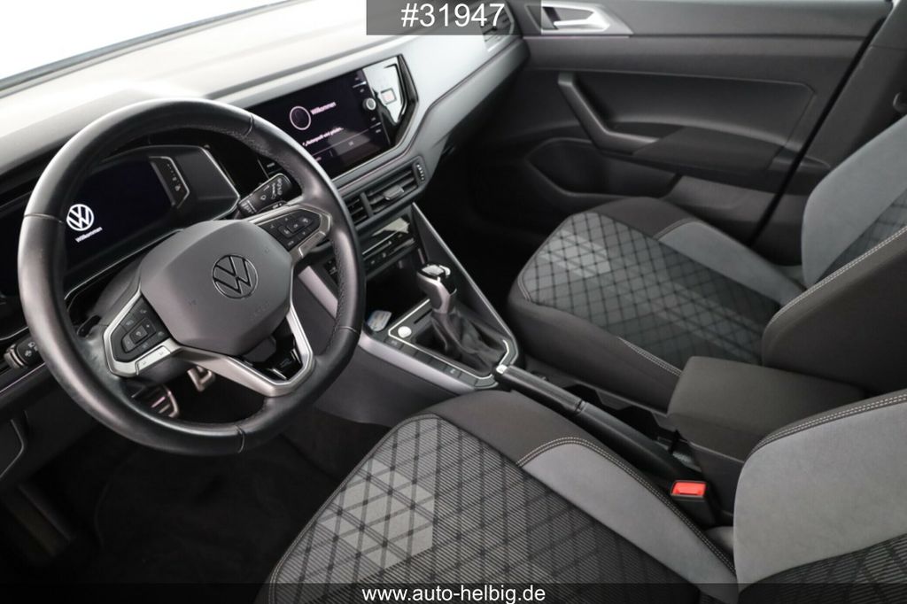 Volkswagen Taigo 2023 г. Белый, пробег 33800 км