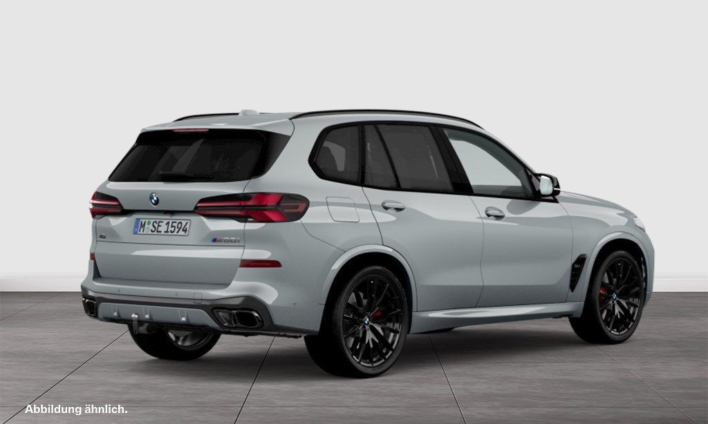 BMW X5 M60 2023 г. Серый, пробег 52500 км