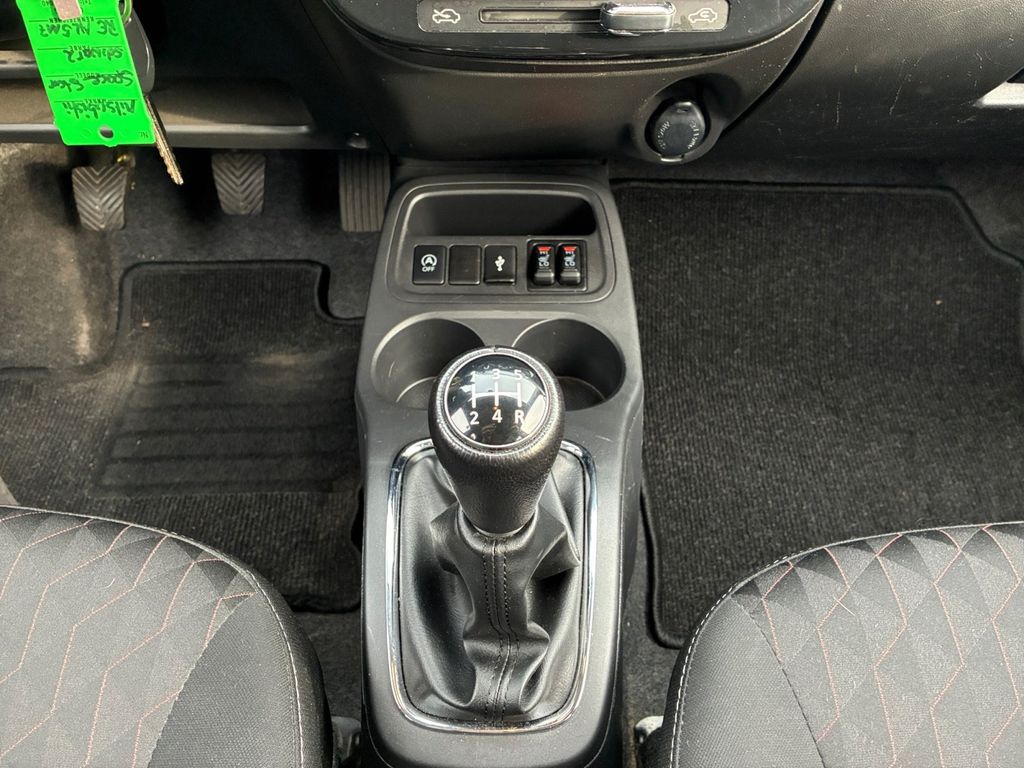 Mitsubishi Space Star 2023 г. Чёрный, пробег 58362 км