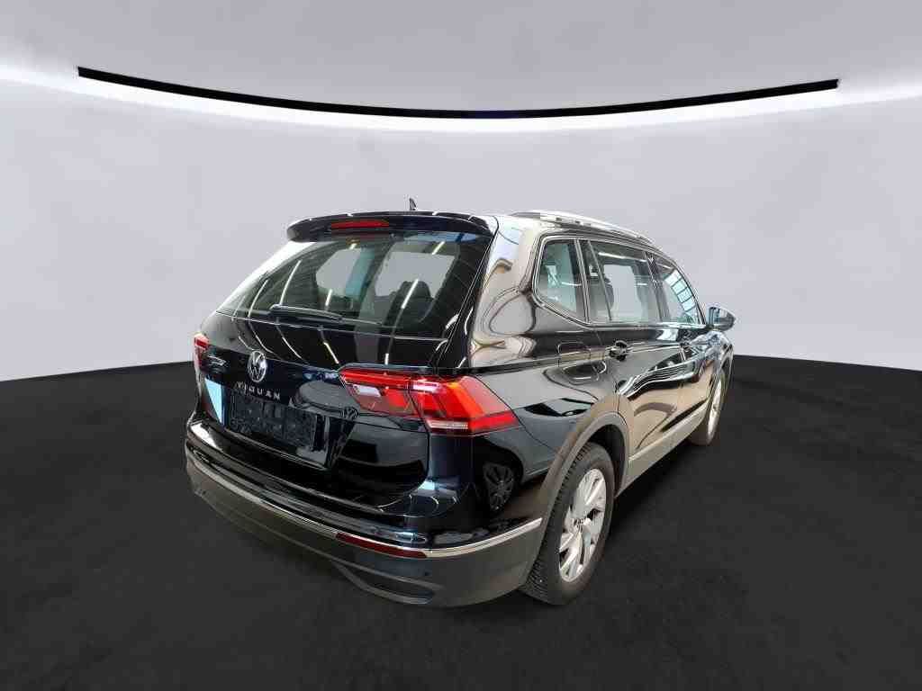 Volkswagen TIGUAN ALLSPACE 2025 г. Чёрный, пробег 39700 км