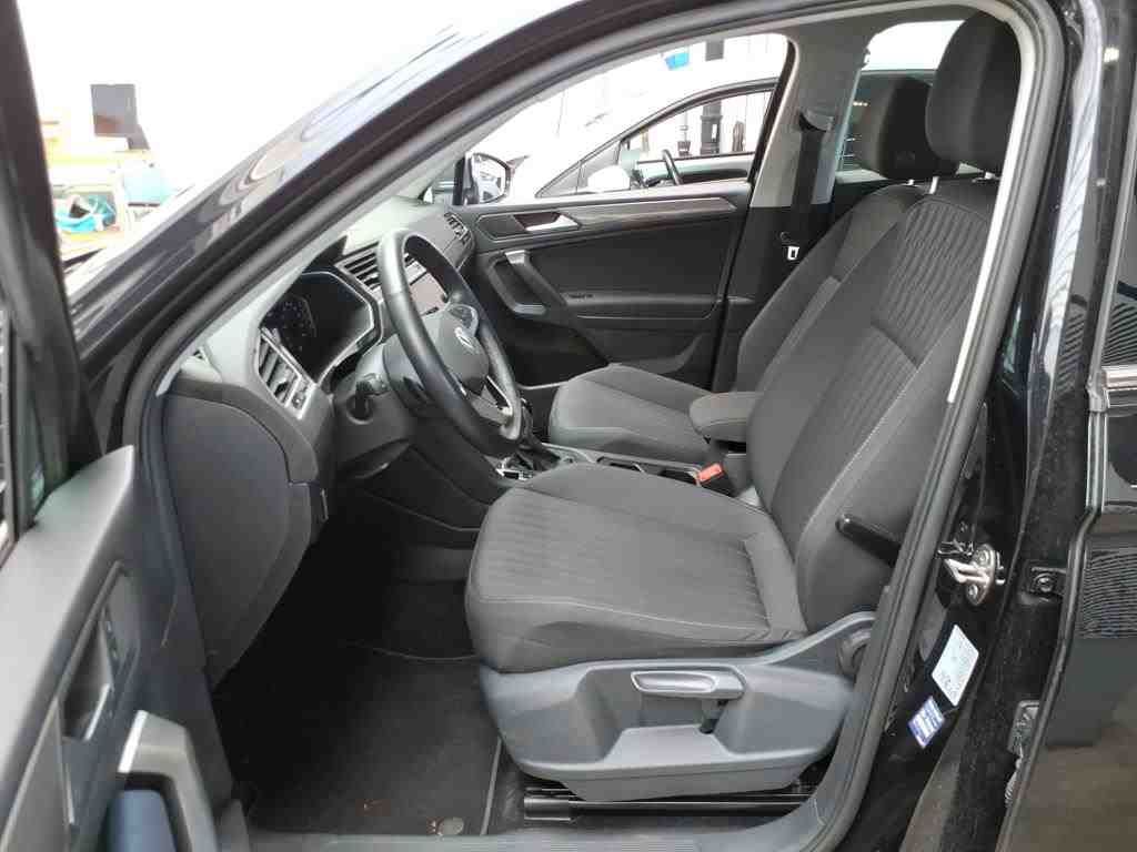 Volkswagen TIGUAN ALLSPACE 2025 г. Чёрный, пробег 39700 км