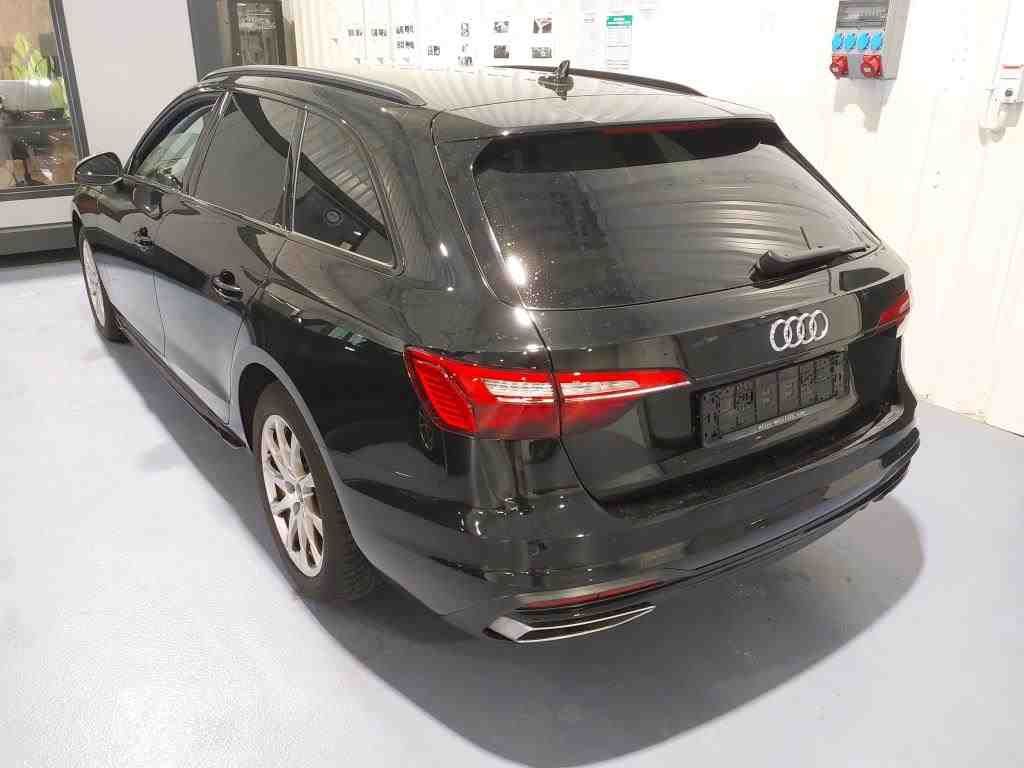 Audi A4 2023 г. Чёрный, пробег 49300 км