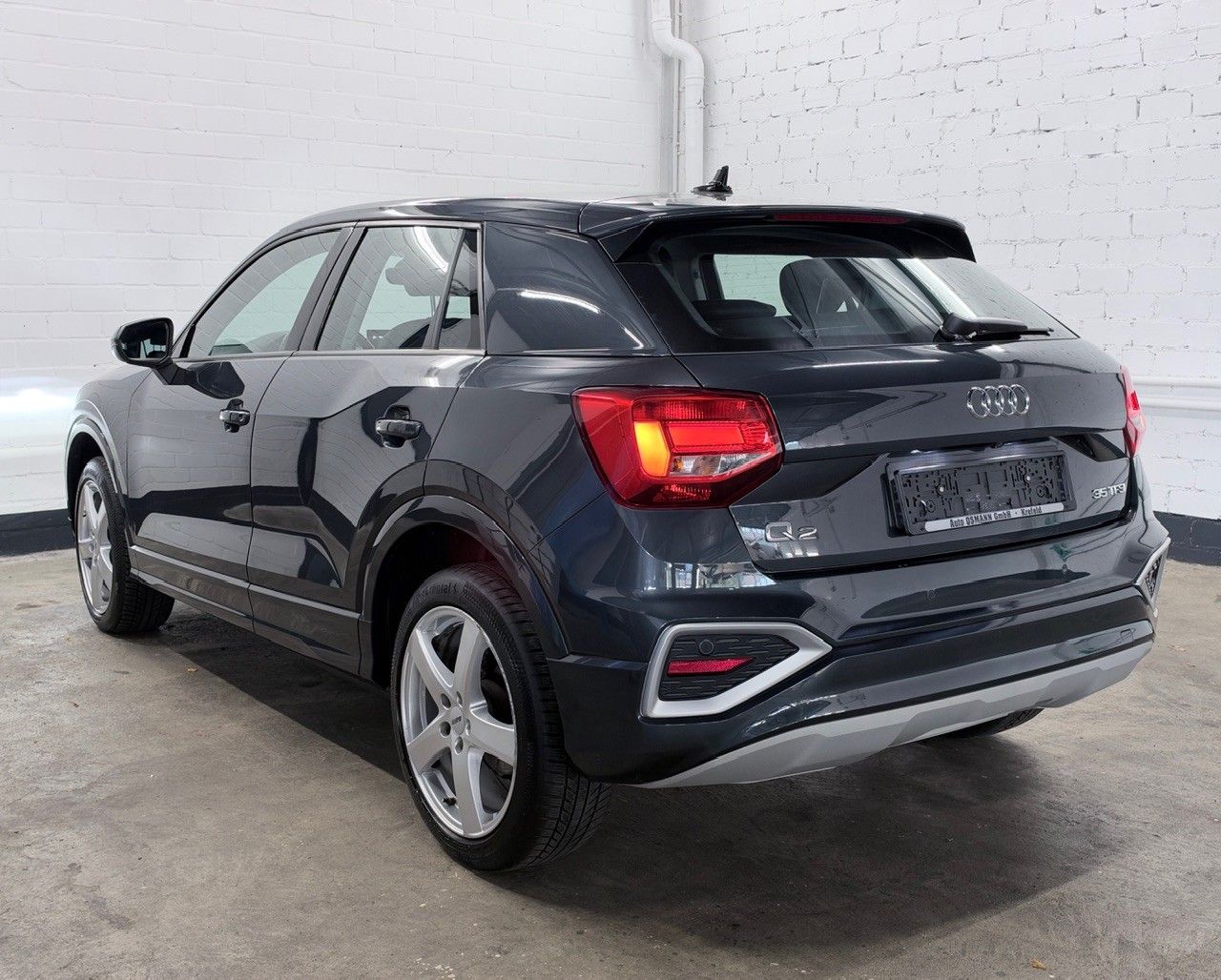 Audi Q2 2022 г. Серый, пробег 50755 км