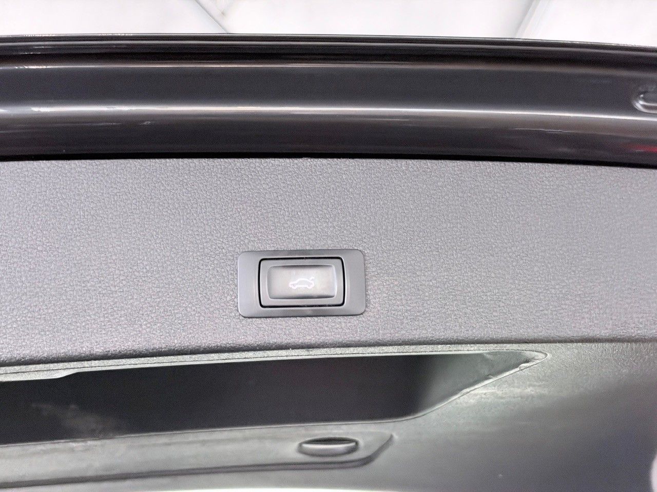 Audi Q2 2022 г. Серый, пробег 50755 км