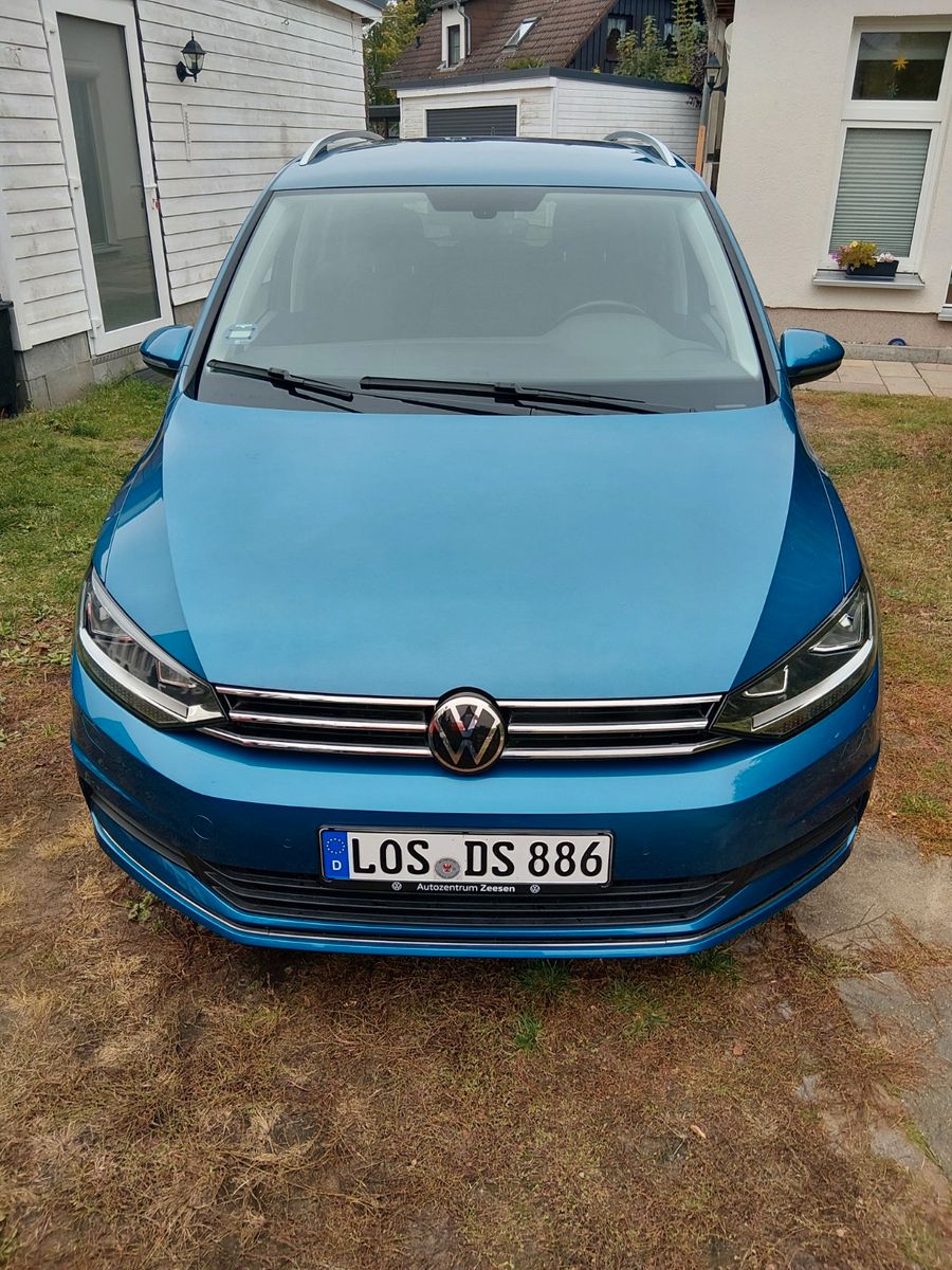 Volkswagen Touran 2021 г. Синий, пробег 39500 км