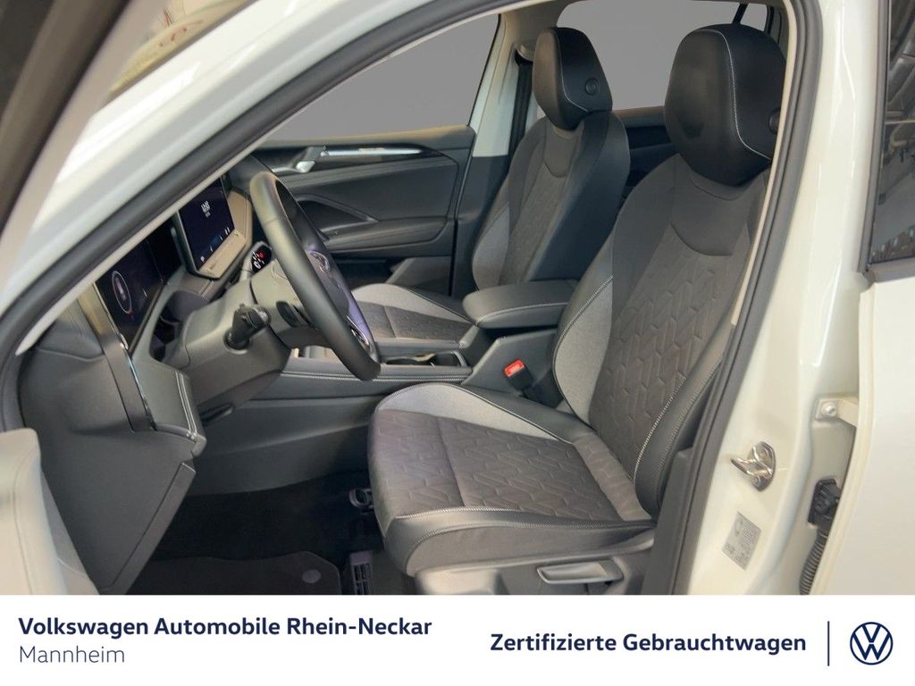 Volkswagen Tiguan 2025 г. Белый, пробег 45417 км