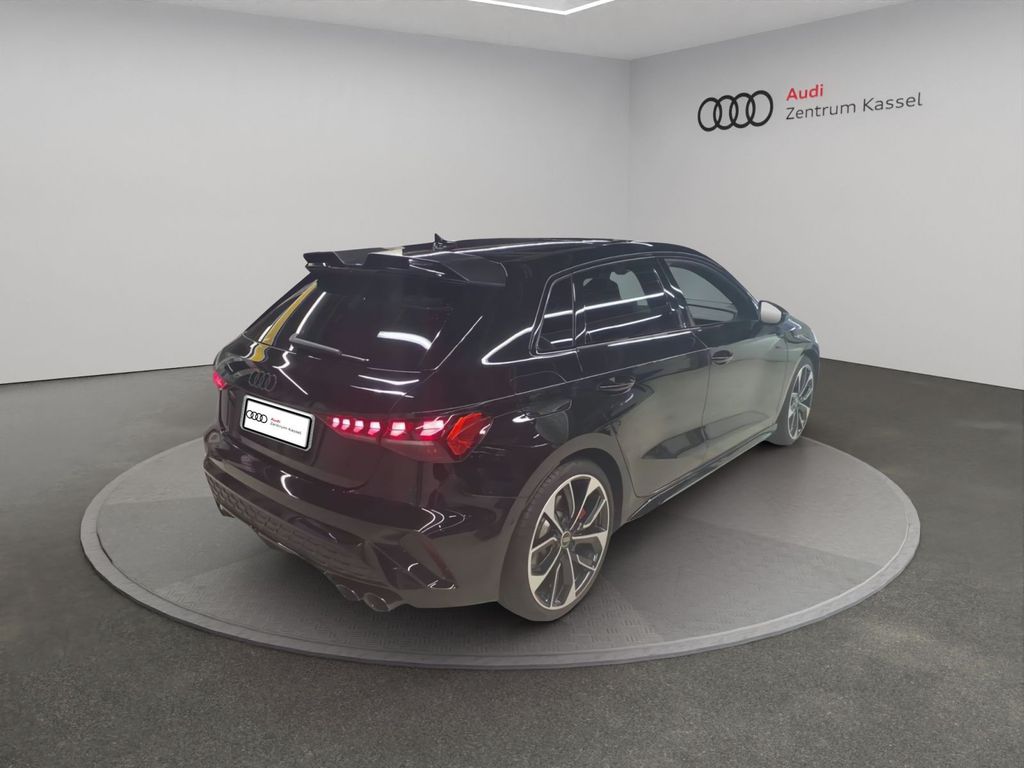 Audi S3 2026 г. Чёрный, пробег 10212 км