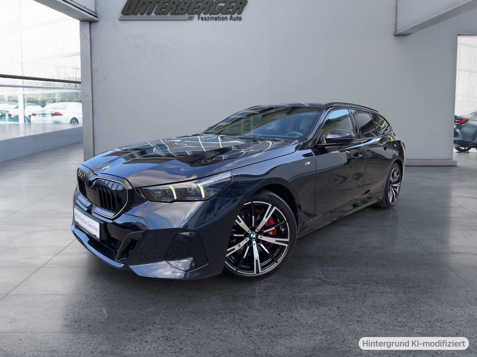 BMW 540 2025 г. Чёрный, пробег 18600 км