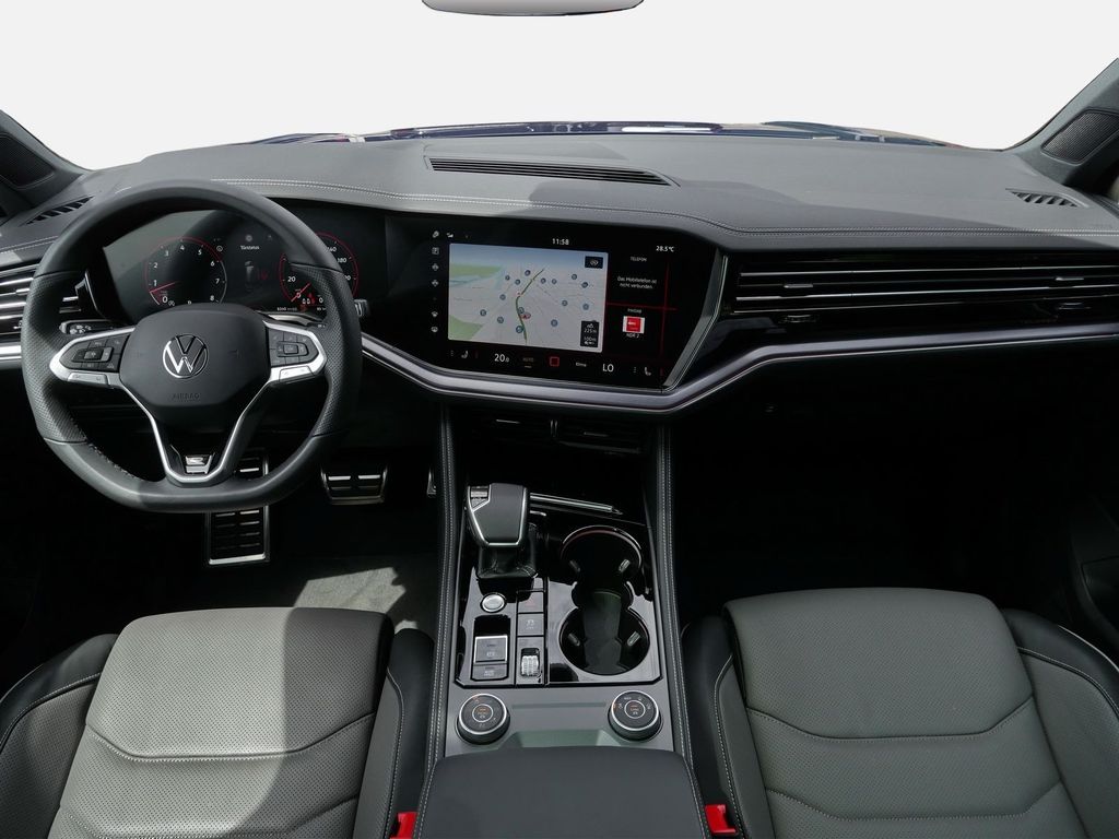 Volkswagen Touareg 2025 г. Синий, пробег 8450 км